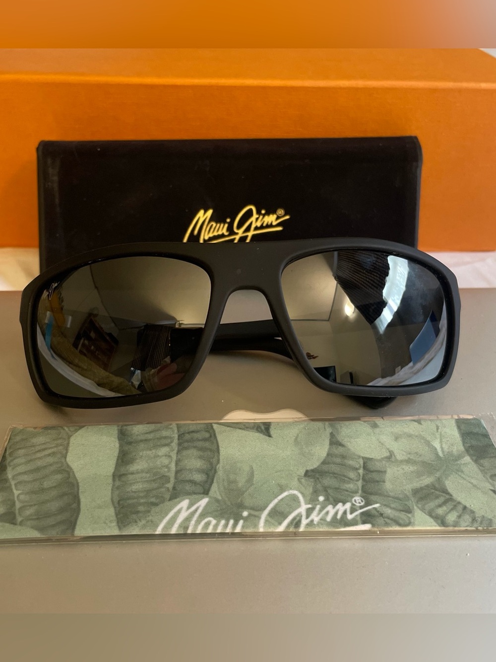 Maui Jim Matte Black Frame with Gray Polarized Lenses Wrap Sunglasses - Picture 11 of 16